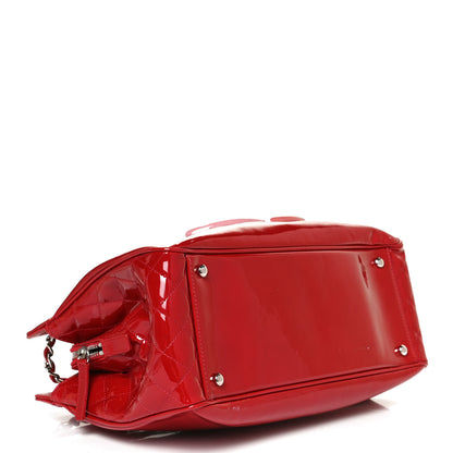 Chanel Vinyl Lipstick Ligne Tote Red 4 of 10