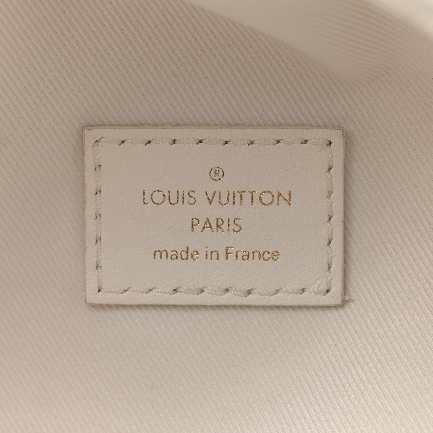 Louis Vuitton Calfskin New Wave Bumbag Snow 6 of 12