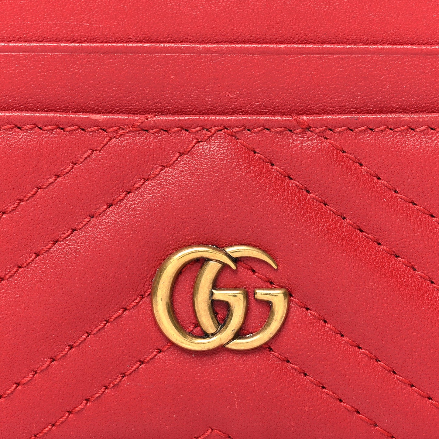 Calfskin Matelasse GG Marmont Card Holder Hibiscus Red