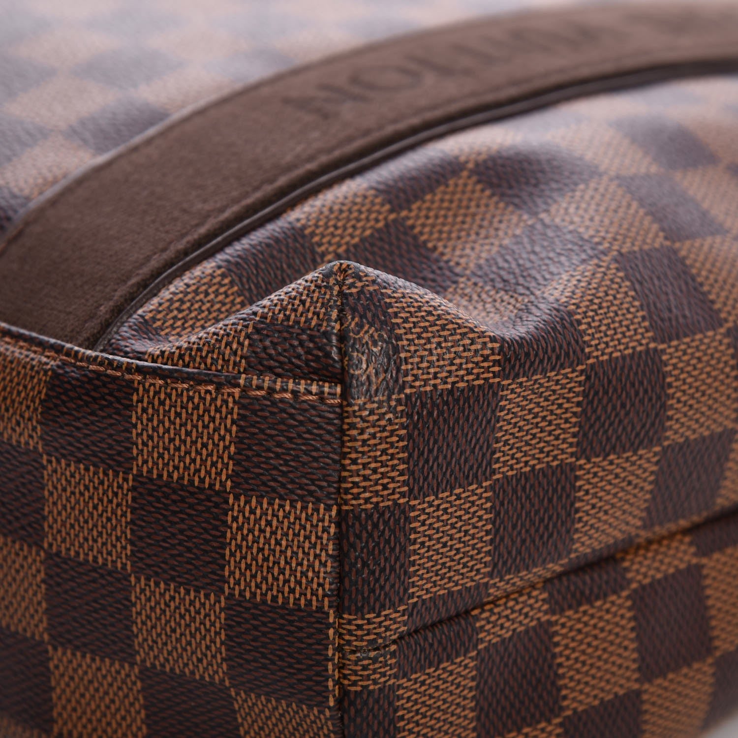 Louis Vuitton Damier Ebene Beaubourg 9 of 11