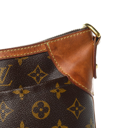 Louis Vuitton Monogram Odeon MM 9 of 11