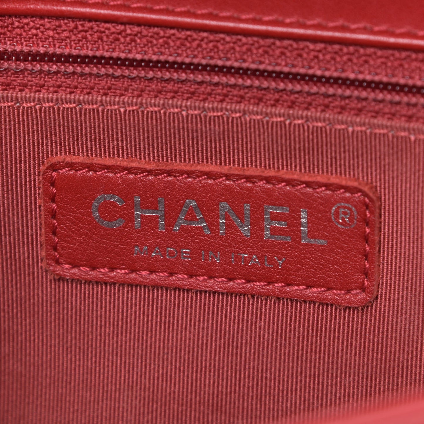 Lambskin Quilted New Medium Boy Flap Red