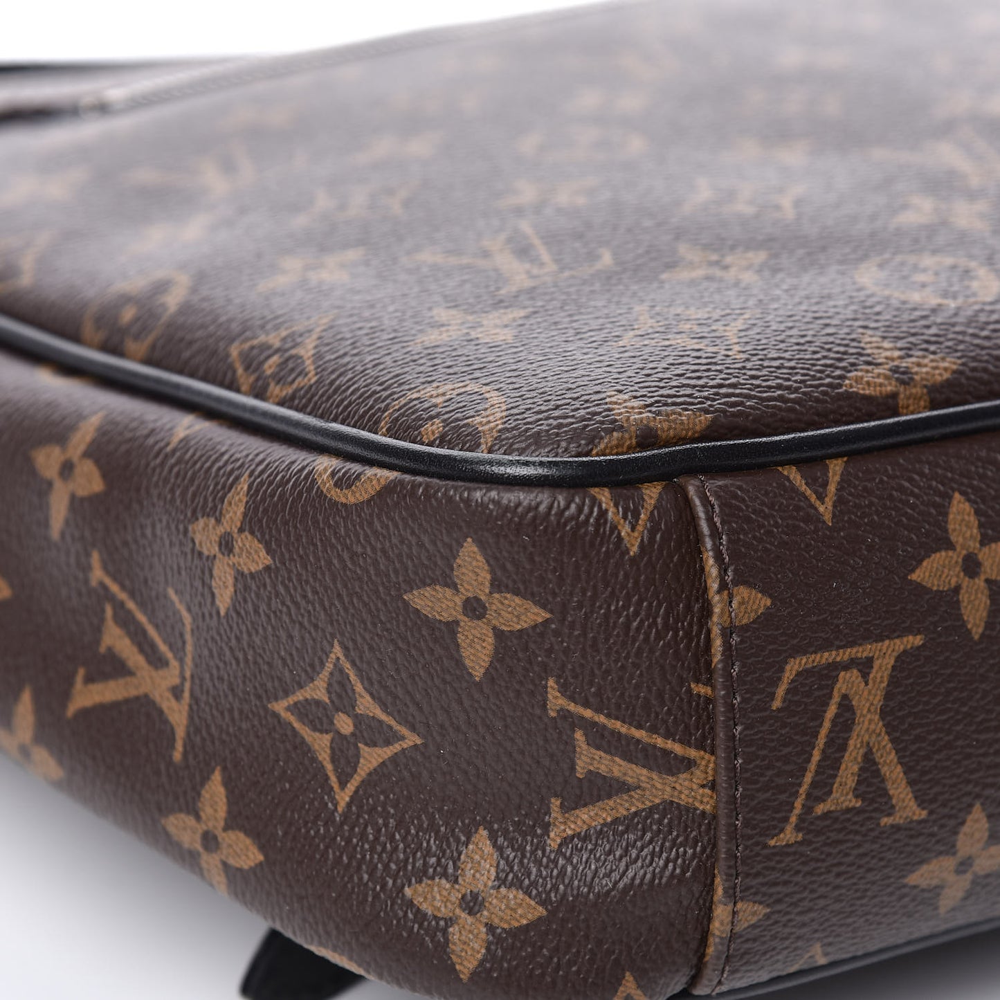 Monogram Macassar Christopher Messenger
