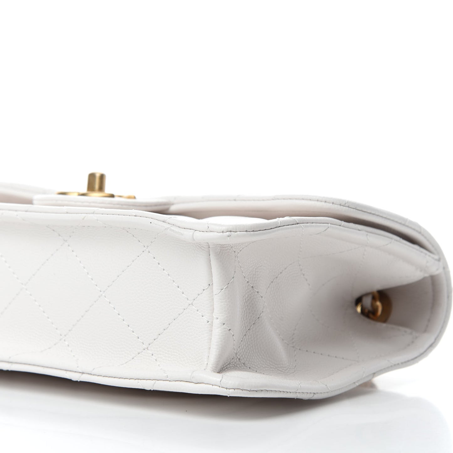 Caviar Quilted Medium Sweet Classic Flap White