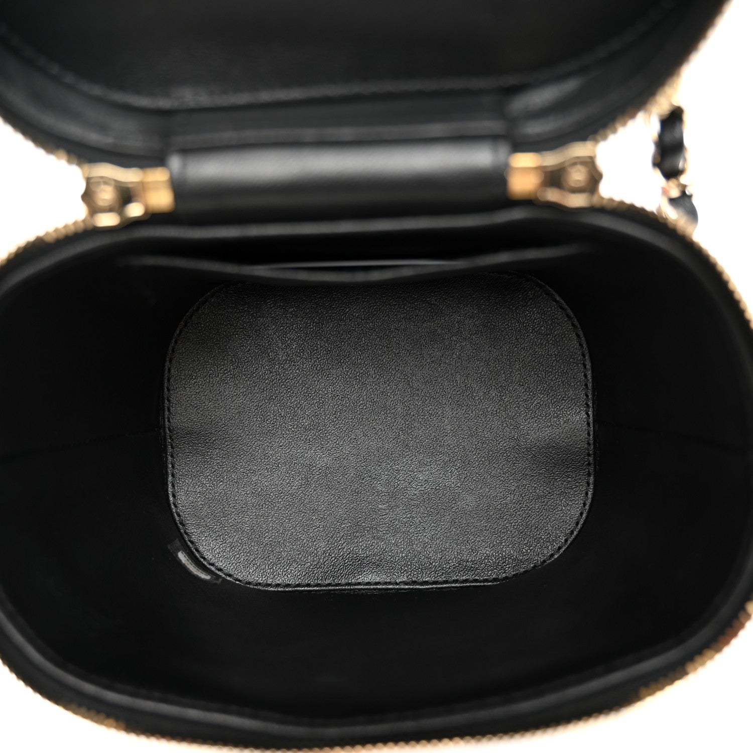 Chanel Lambskin Quilted Trendy Vanity Case Black 5 of 10