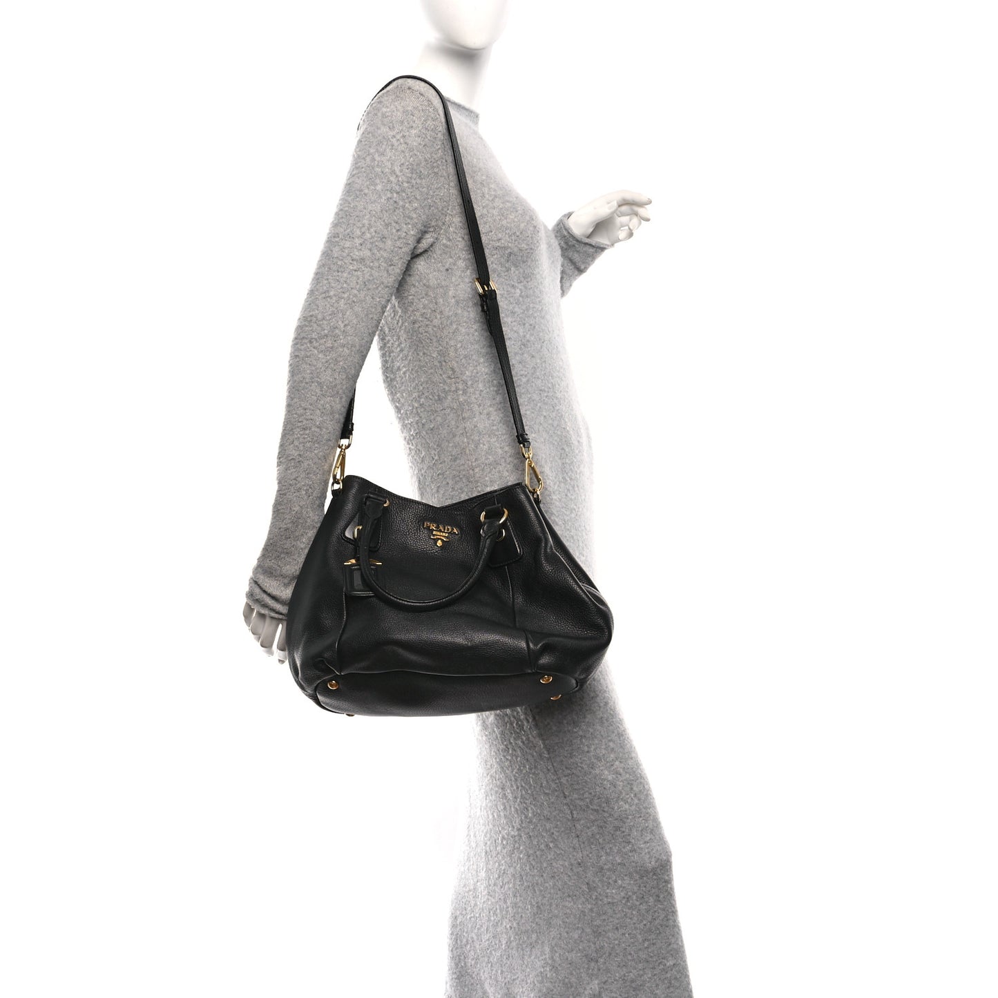Vitello Daino Shoulder Bag Black