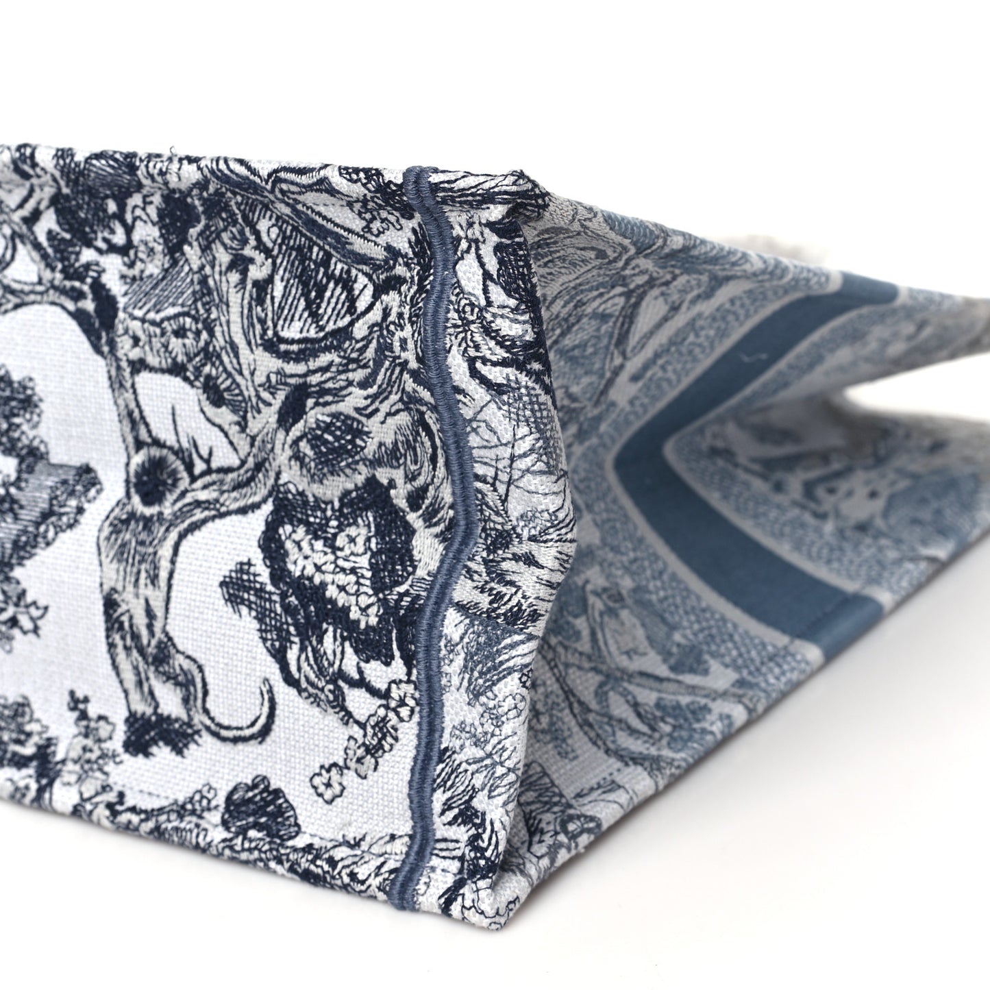 Gradient Canvas Embroidered Large Dioriviera Toile De Jouy Book Tote Blue