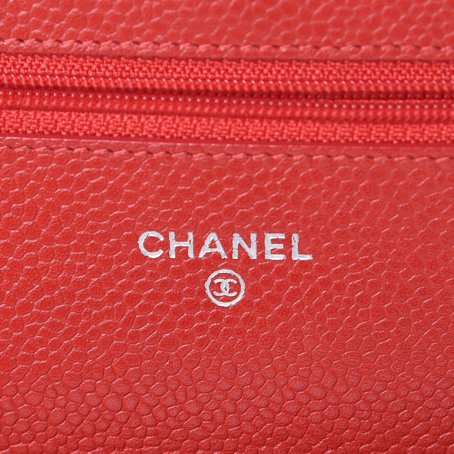 Caviar Quilted Wallet on Chain WOC Red