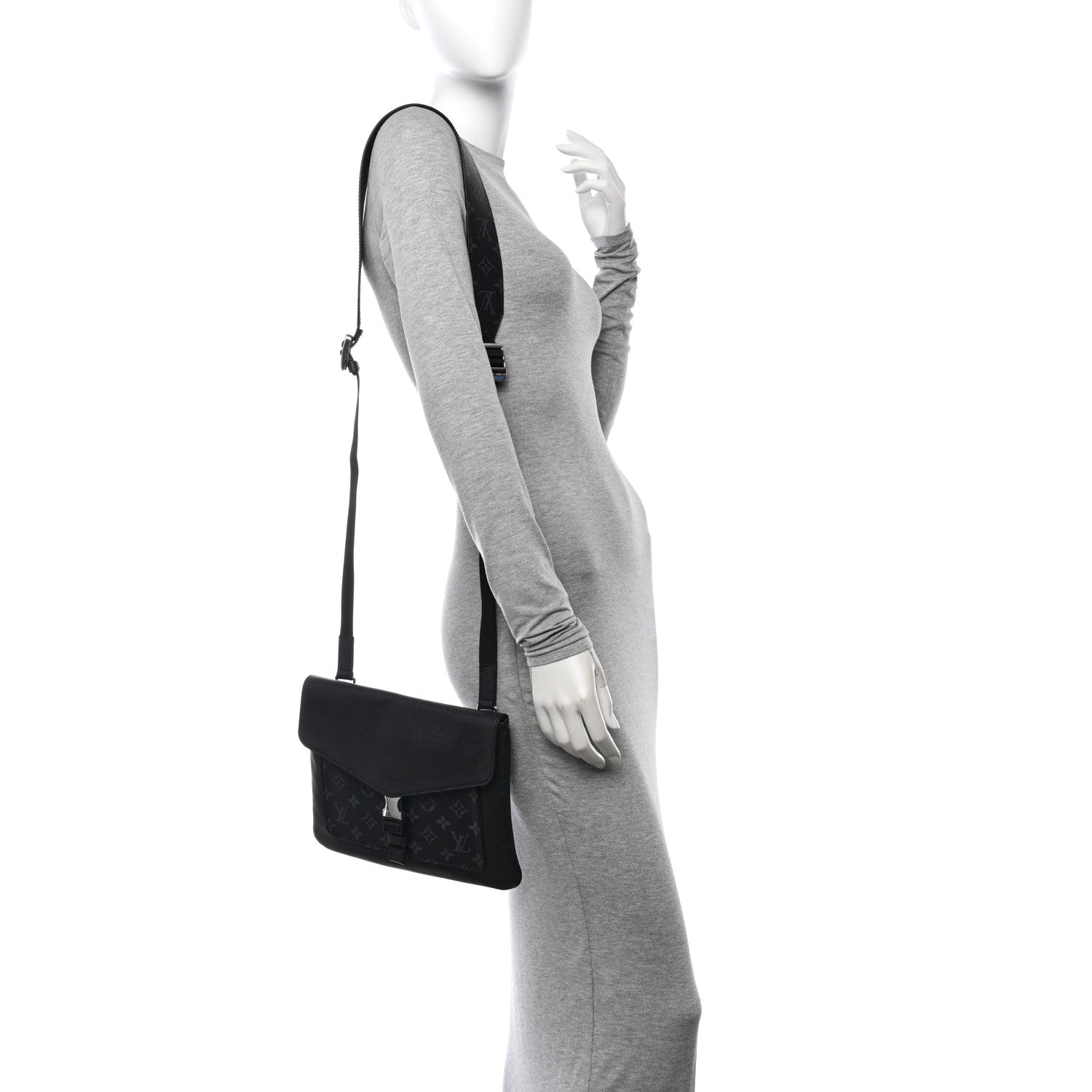 Louis Vuitton Taigarama Outdoor Flap Messenger Black 2 of 11