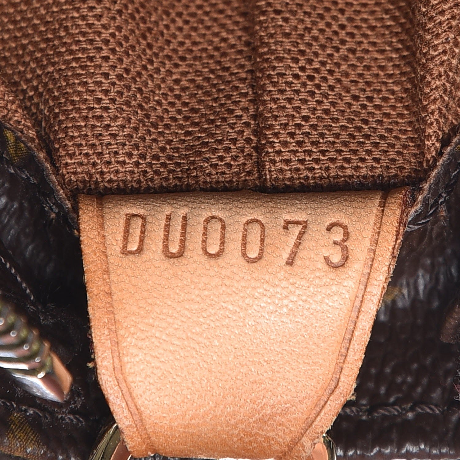 Louis Vuitton Monogram Cabas Mezzo 7 of 24