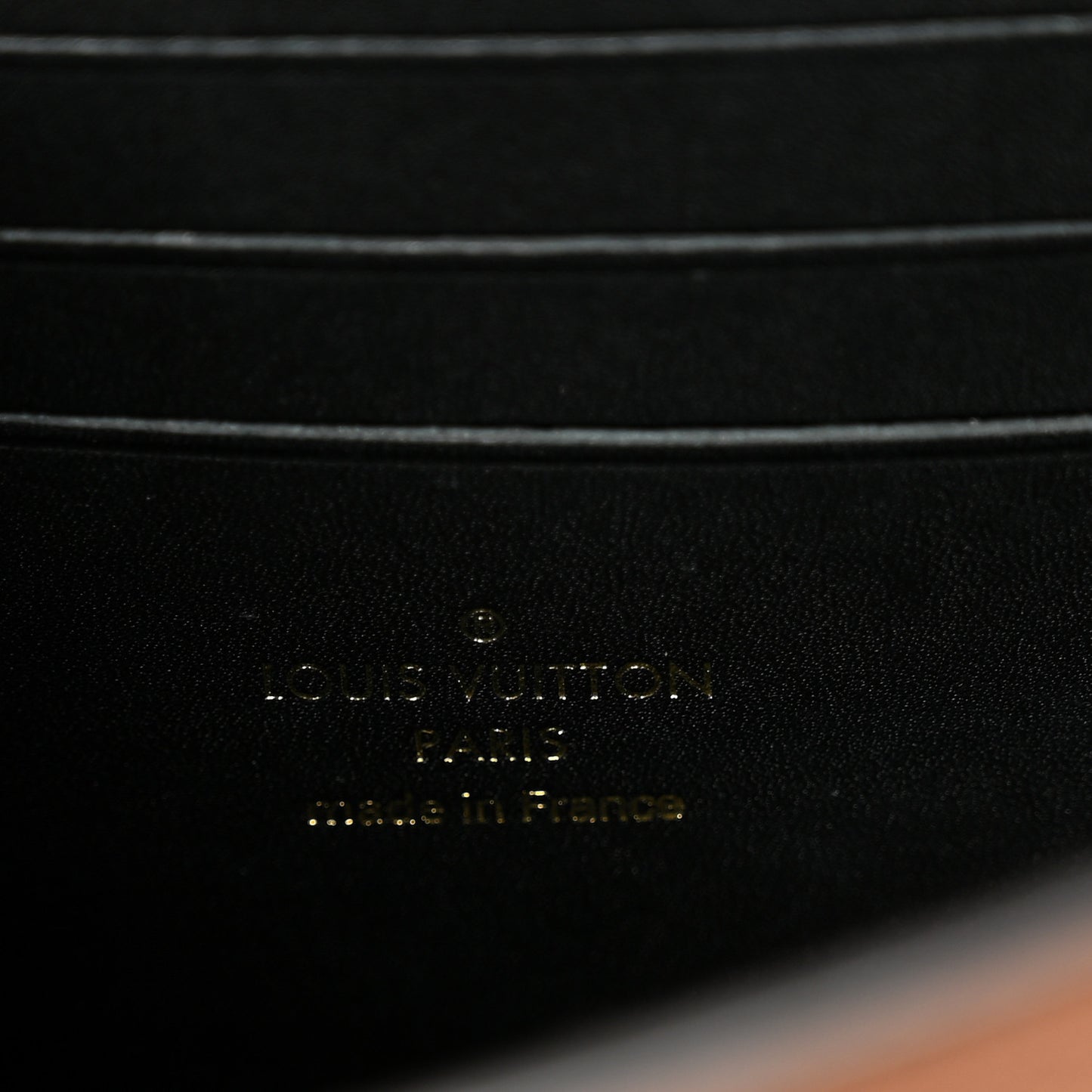 Reverse Monogram Dauphine Chain Wallet