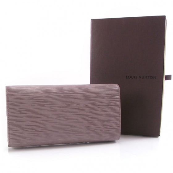 Epi Porte Tresor International Wallet LILAC