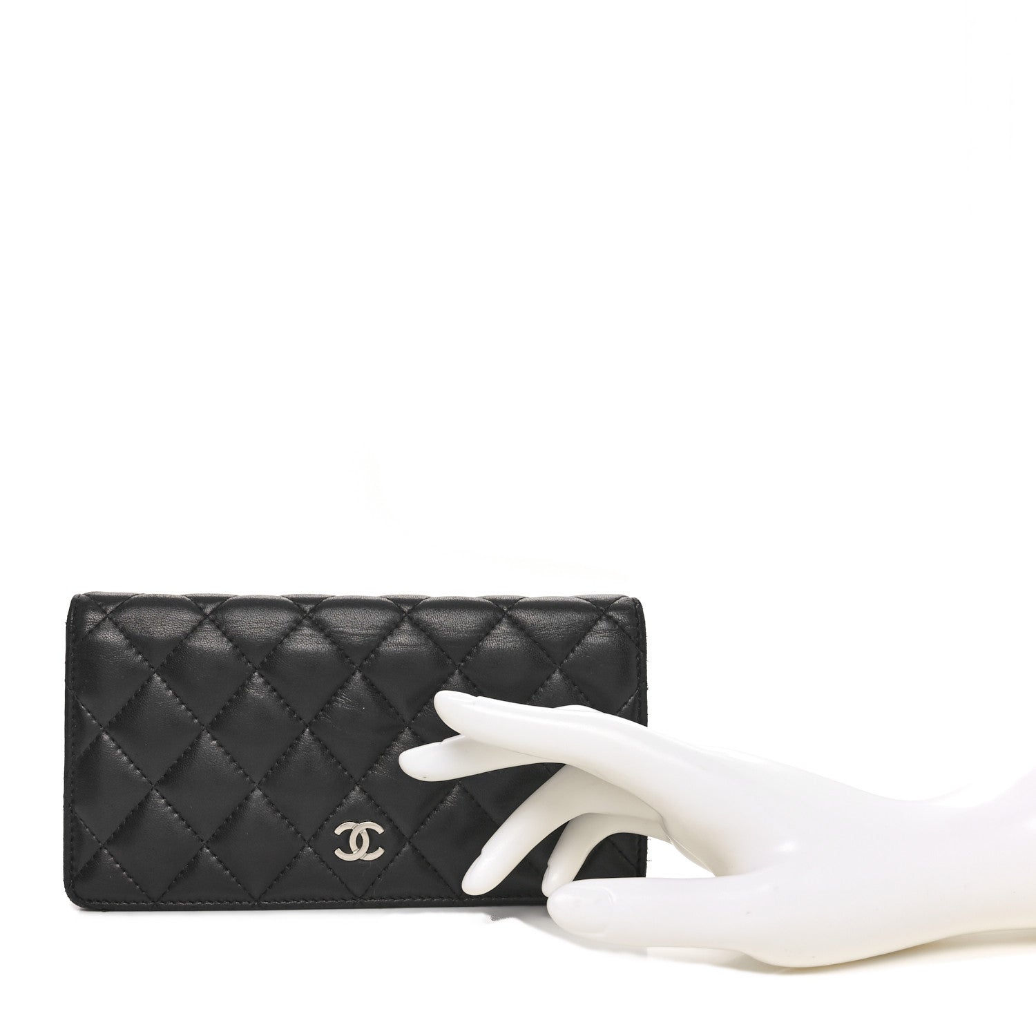 Chanel Lambskin Quilted Yen Wallet Black 2 of 11