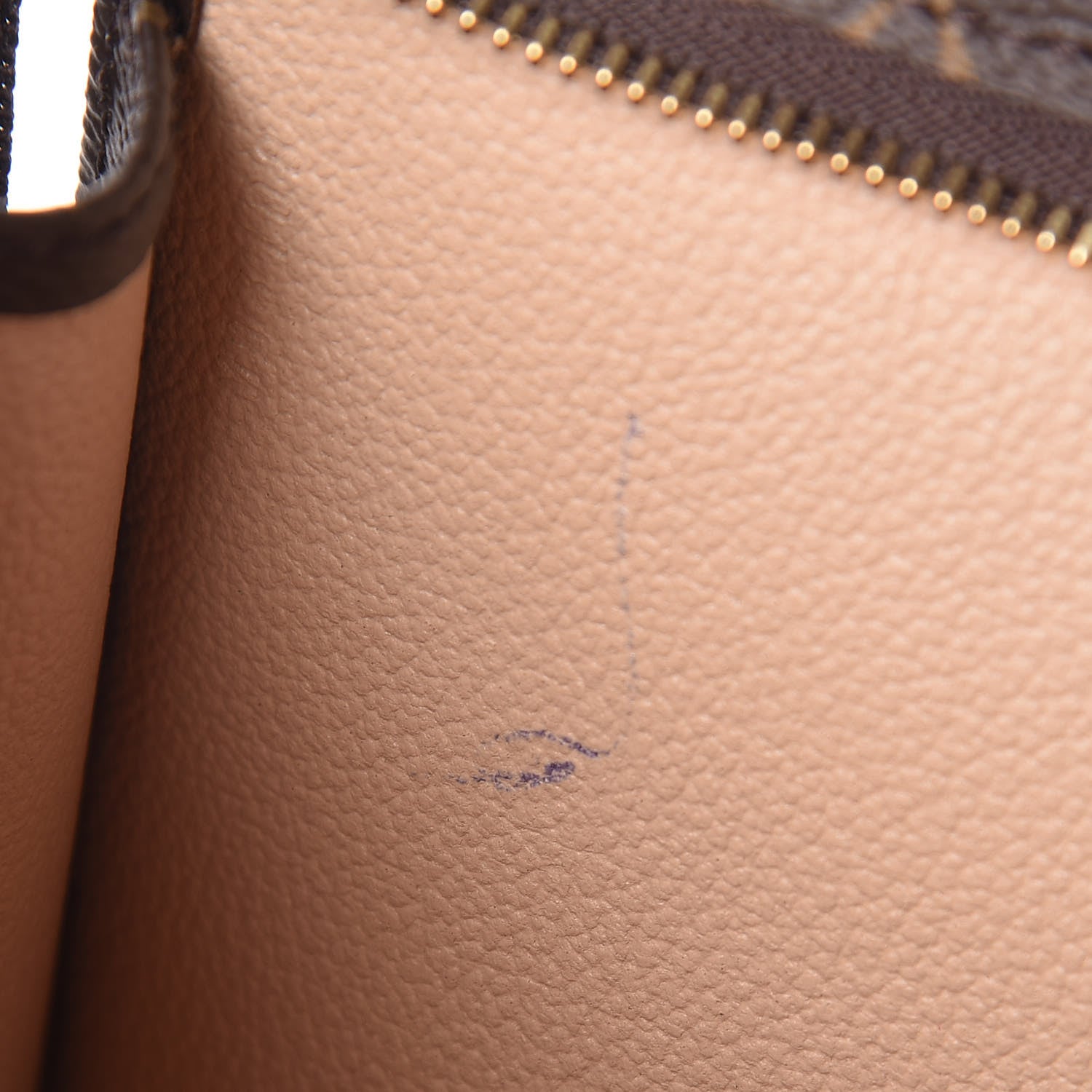 Louis Vuitton Monogram Toiletry Pouch 26 8 of 11
