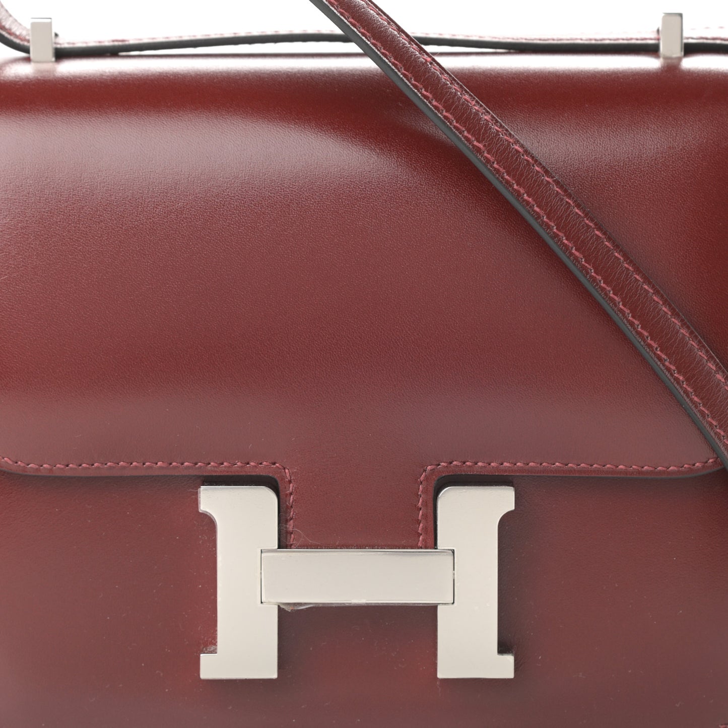 Box Constance 18 Rouge H