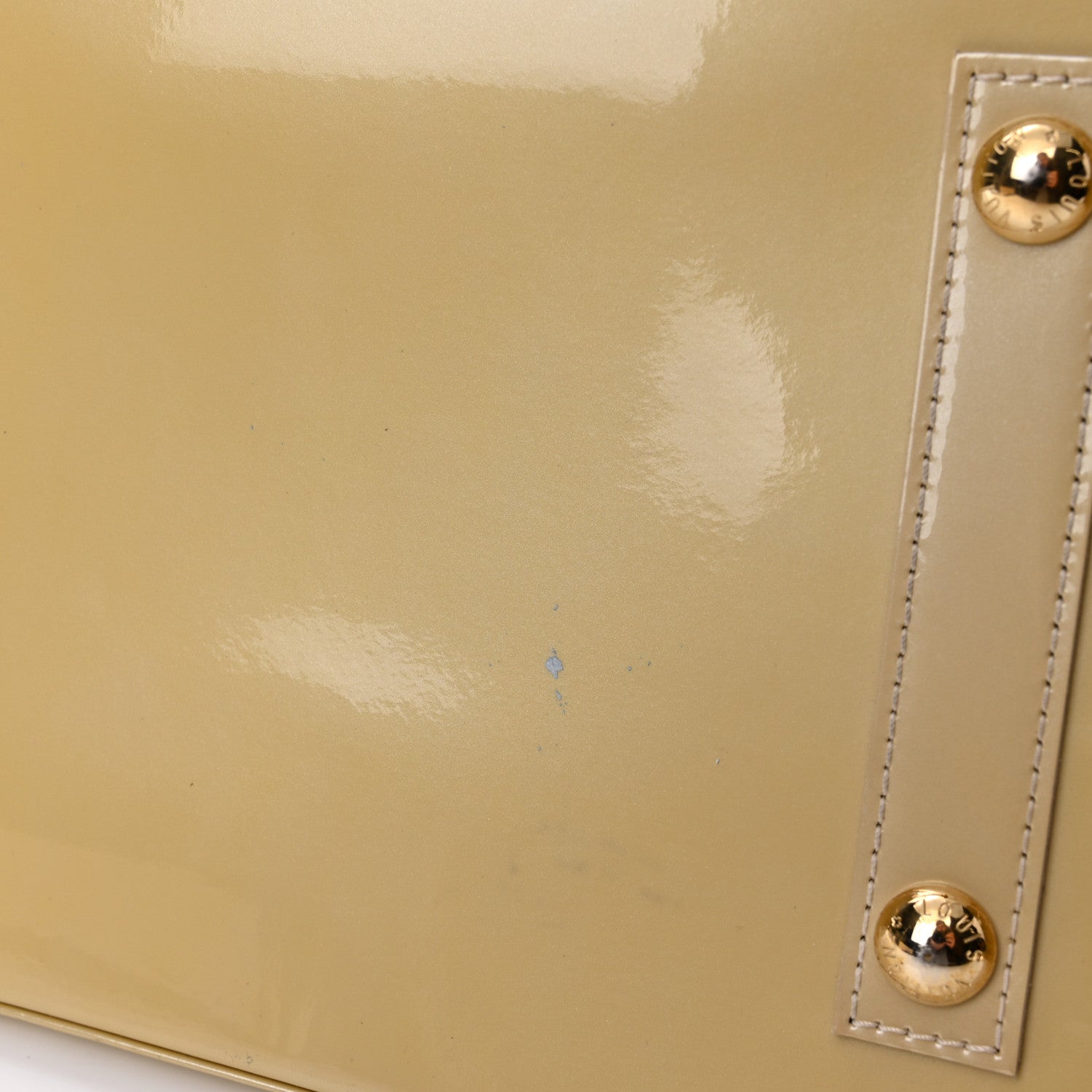Louis Vuitton Vernis Alma GM Blanc Corail 11 of 14
