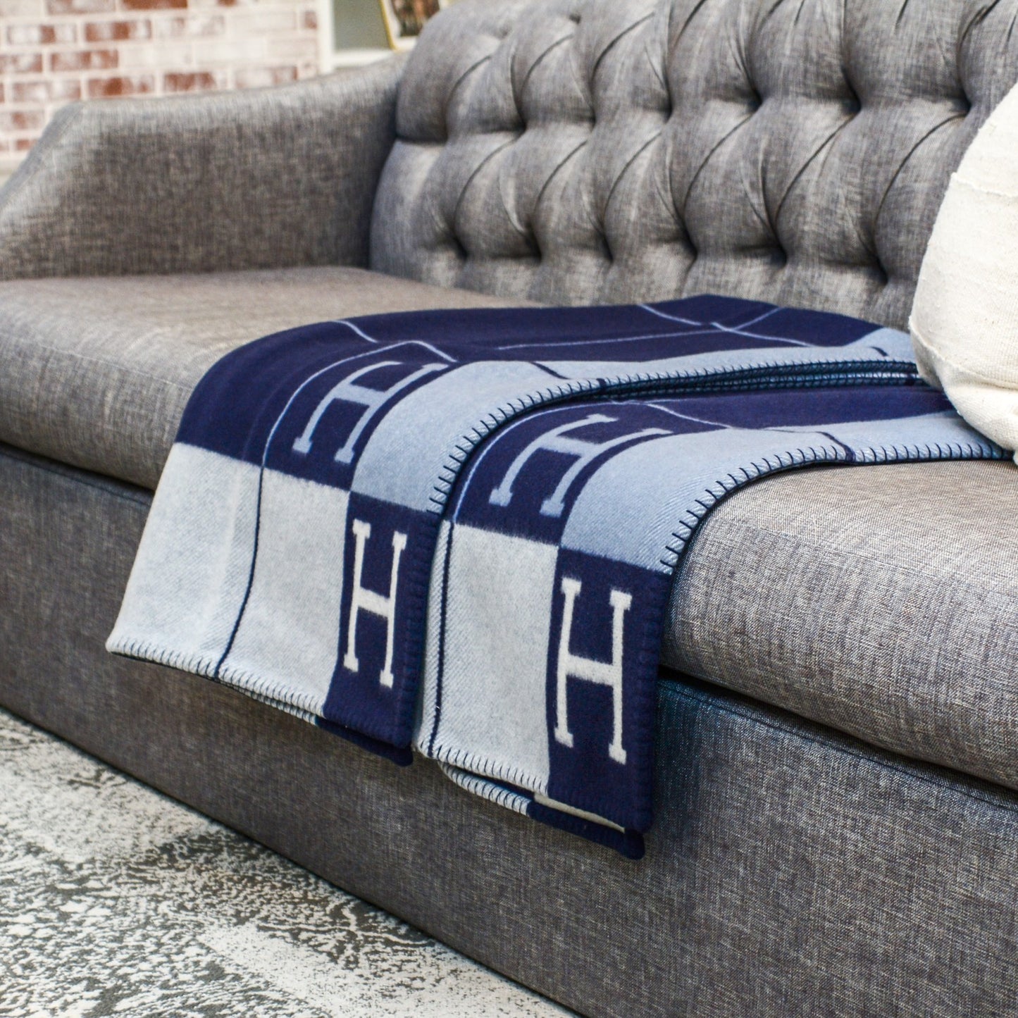 Wool Cashmere Avalon III Blanket Caban Ecru