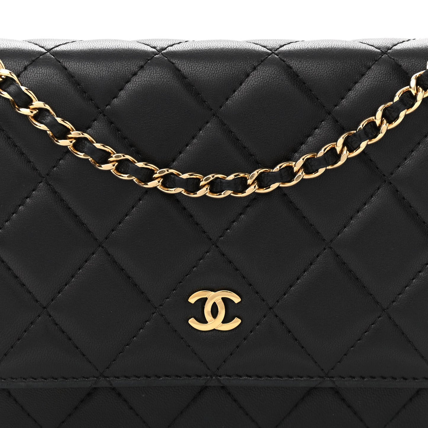 Lambskin Quilted Wallet On Chain WOC Black