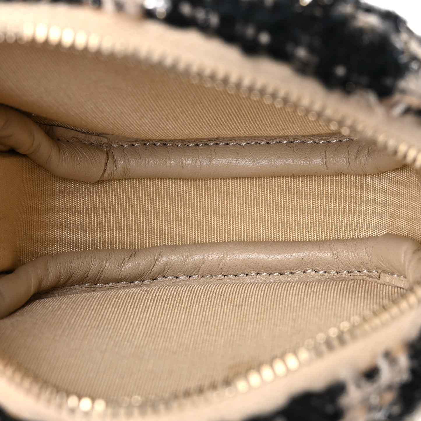 Tweed Shearling Round Clutch With Chain and Coin Purse Beige Black