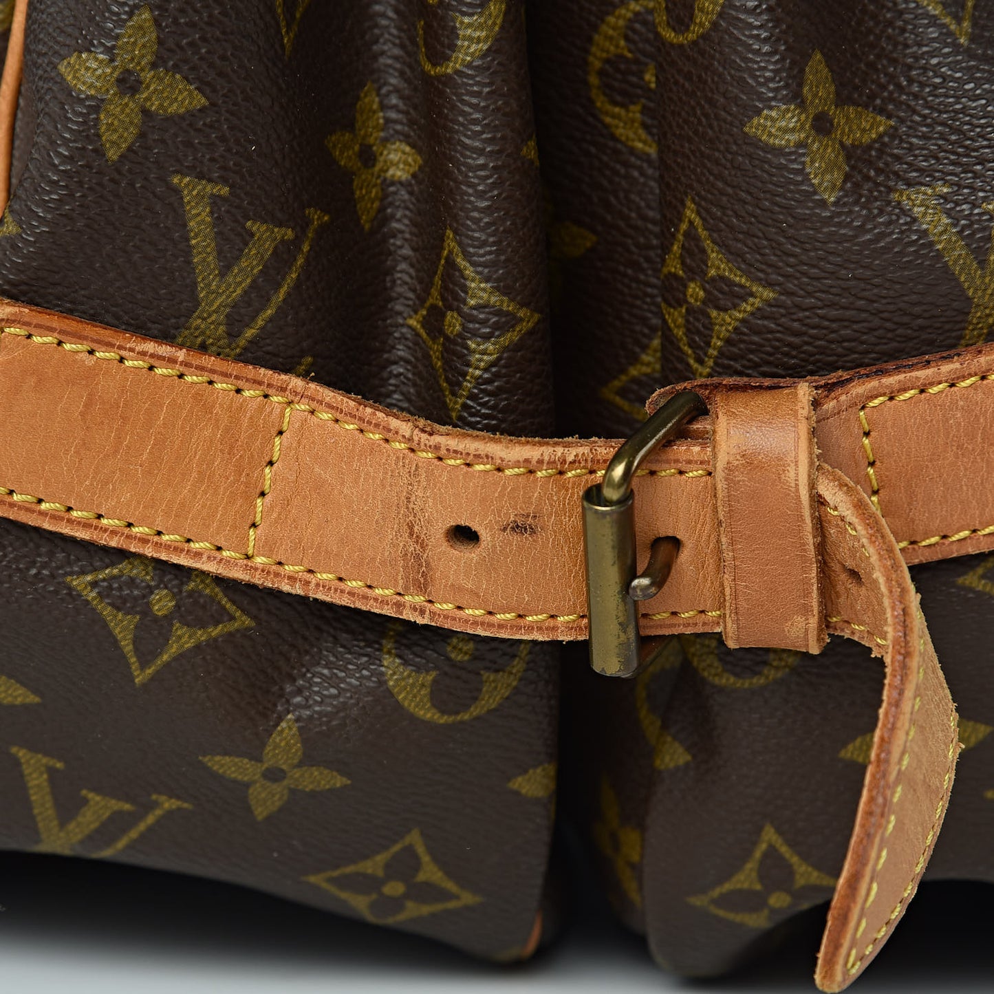 Monogram Saumur 43
