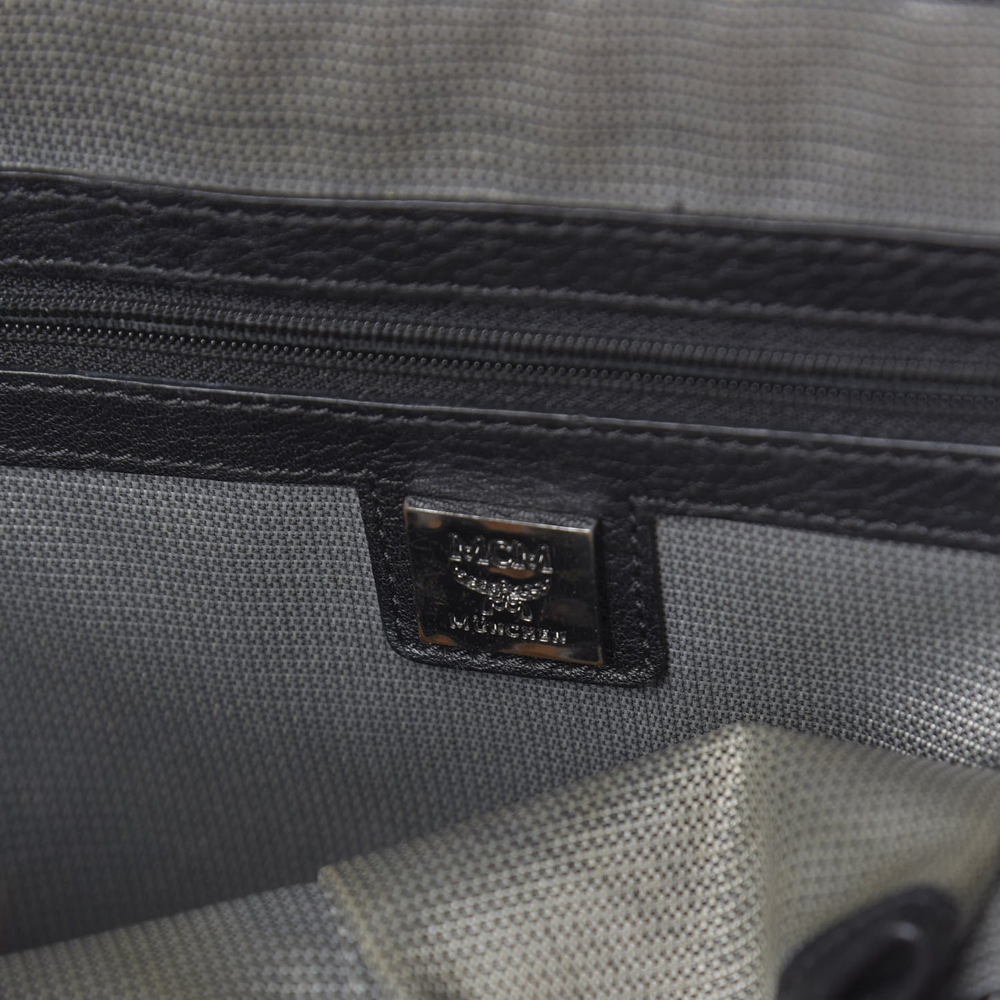 Visetos Medium Side Studs Stark Backpack Black
