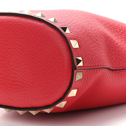 Valentino Garavani Pebbled Calfskin Rockstud Bucket Bag Red 9 of 10