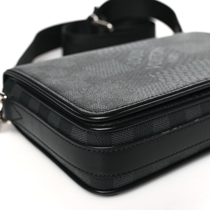 Louis Vuitton Damier Graphite 3D Studio Messenger 8 of 10