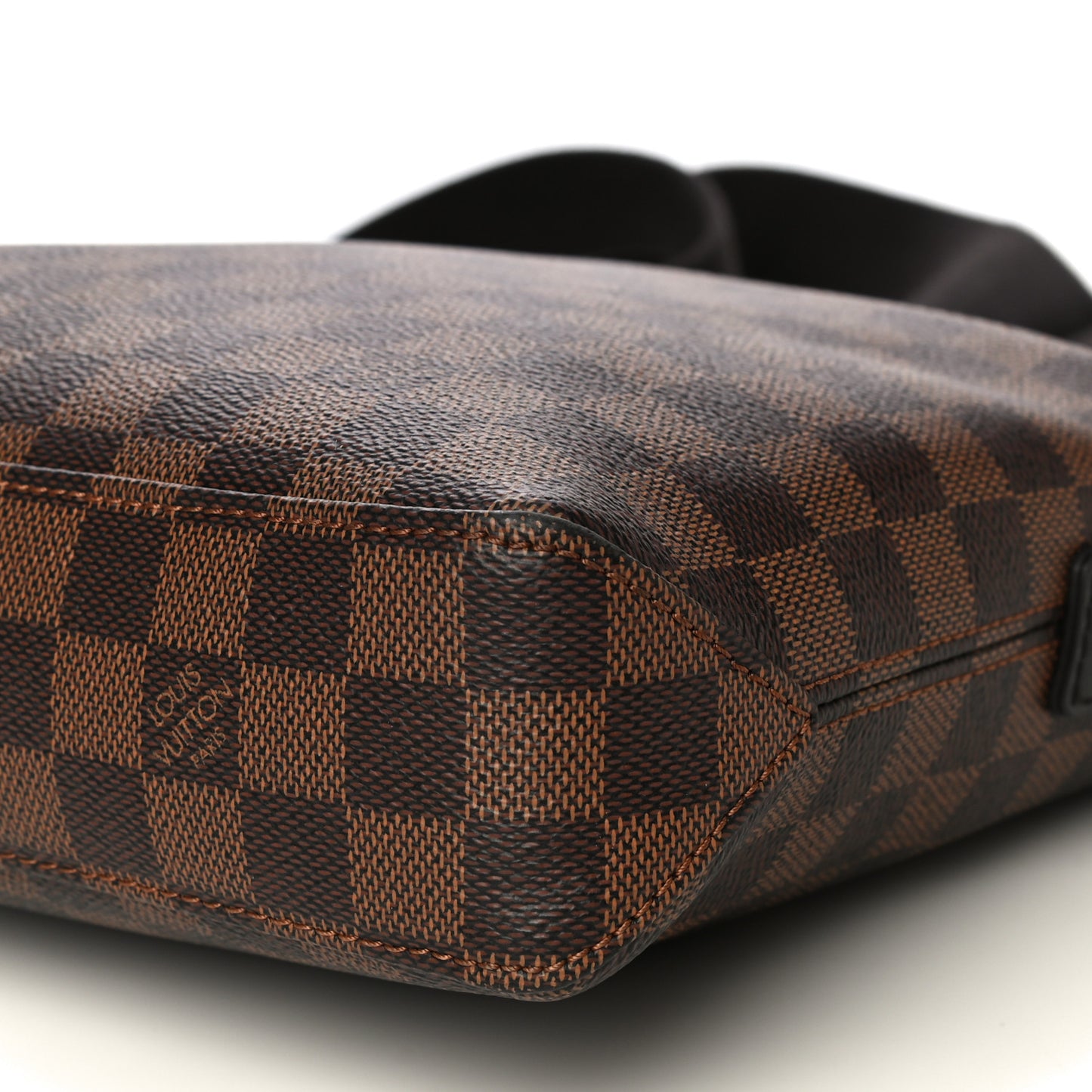Damier Ebene Jake PM Messenger