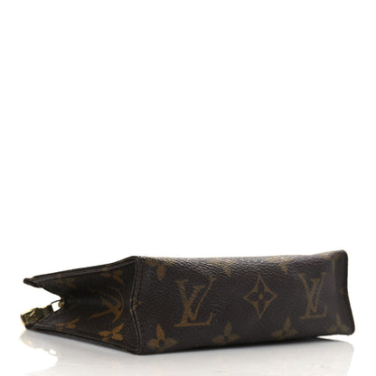 Louis Vuitton Monogram Toiletry Pouch 15 4 of 8