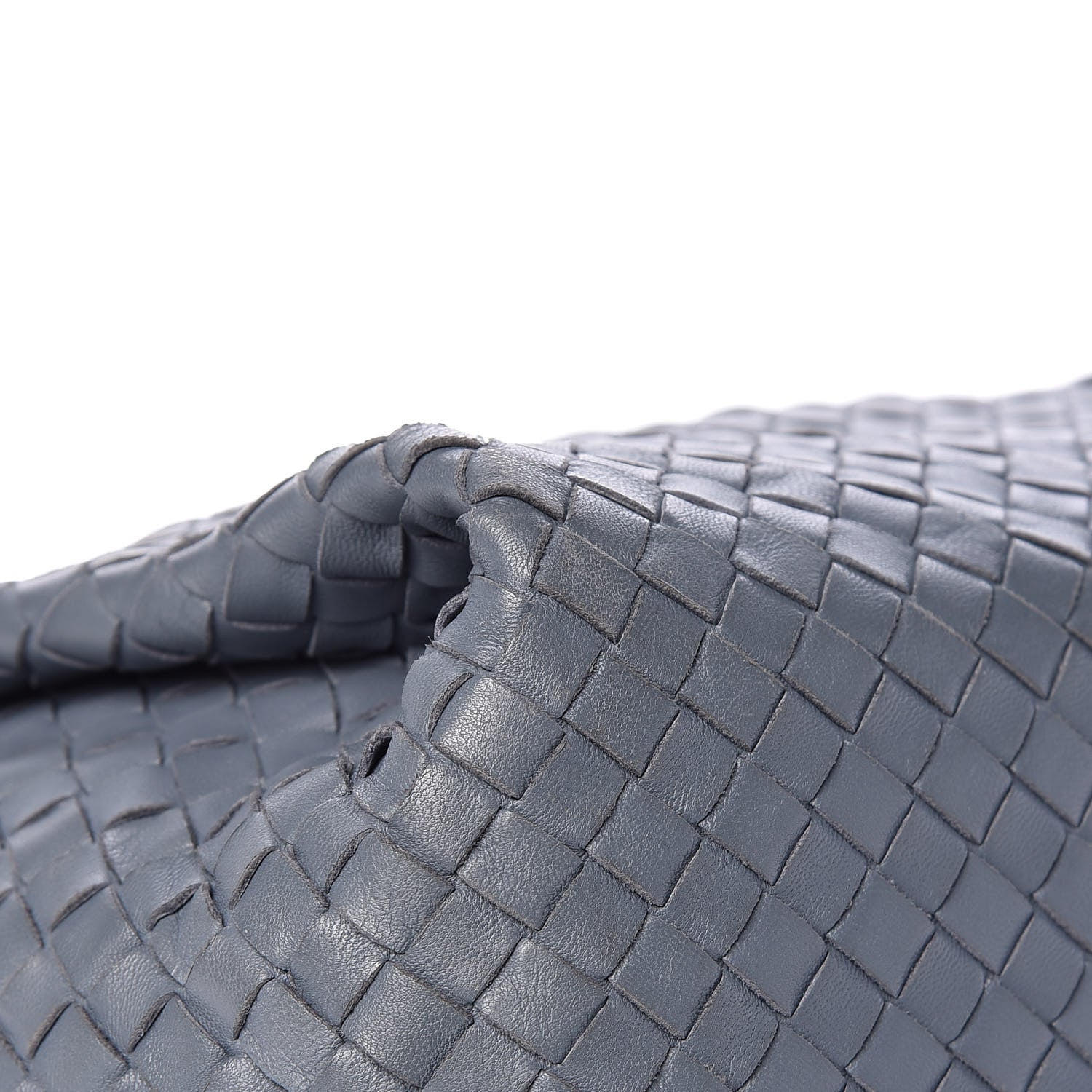 Bottega Veneta Nappa Intrecciato Parachute Bag Krim 12 of 20