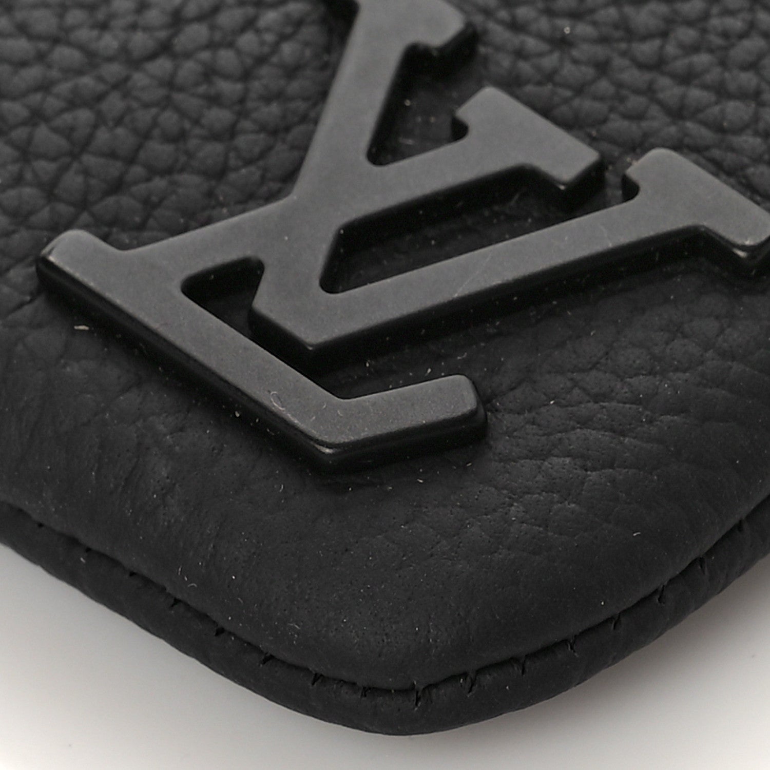 Louis Vuitton Grained Calfskin Aerogram Key Pouch Black 8 of 8