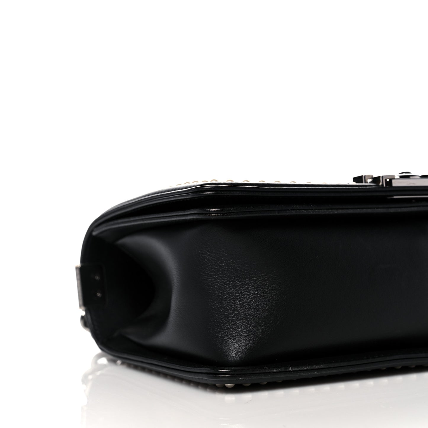 Calfskin Pearl Tweed Medium Boy Flap Black