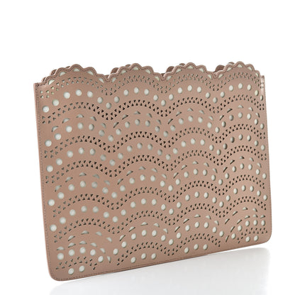 Alaia Calfskin Laser Cut Pochette MM Chair Blanc 3 of 6