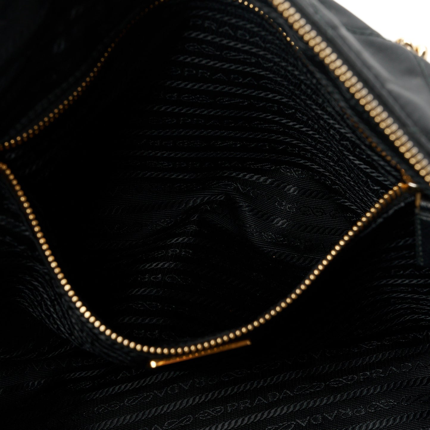 Re-Nylon Impunturato Saffiano Triangle Stitched Re-Edition 1995 Chaine Large Shoulder Bag Black