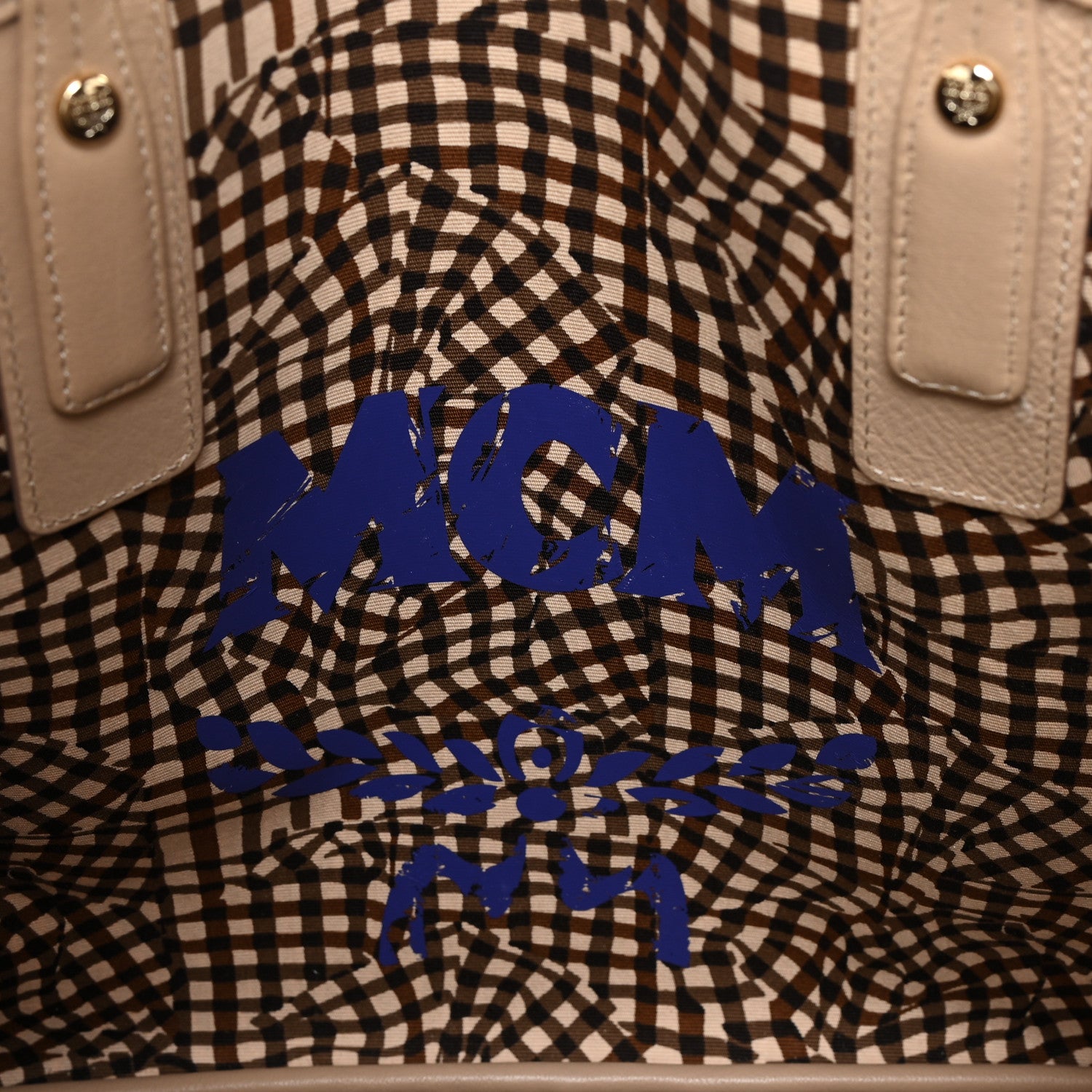 MCM Visetos Medium Liz Reversible Shopper Tote Beige 10 of 17