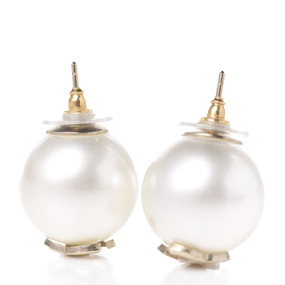 Chanel Pearl CC Large Earrings Gold 2 of 3