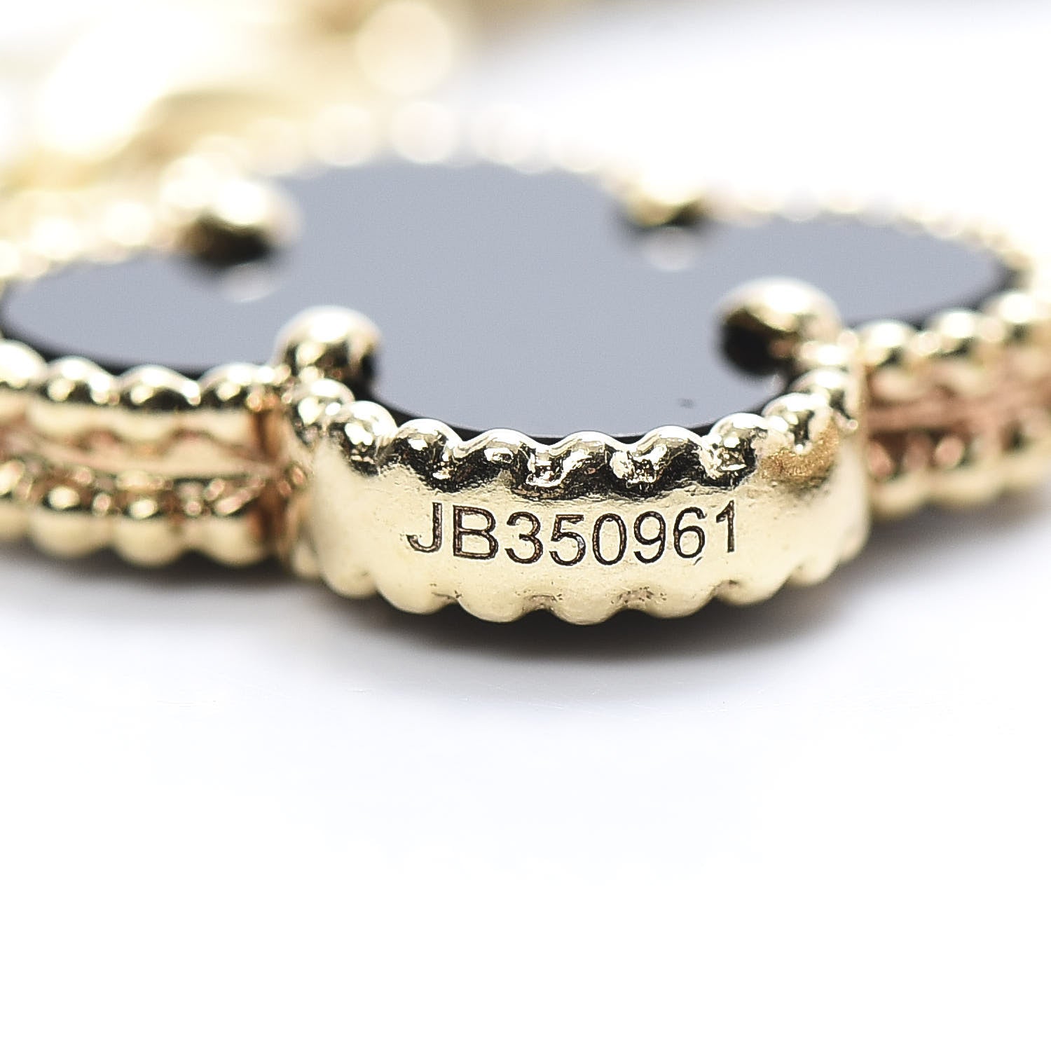 Van Cleef & Arpels 18K Yellow Gold Black Onyx 5 Motifs Vintage Alhambra Bracelet 5 of 5