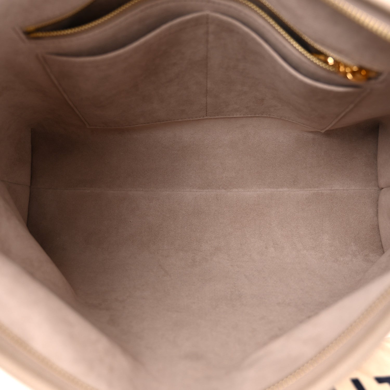 Louis Vuitton Empreinte Monogram Giant CarryAll MM Tourterelle 6 of 10