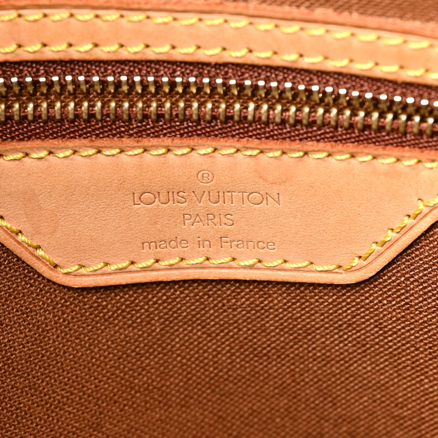Louis Vuitton Monogram Cabas Mezzo 6 of 11