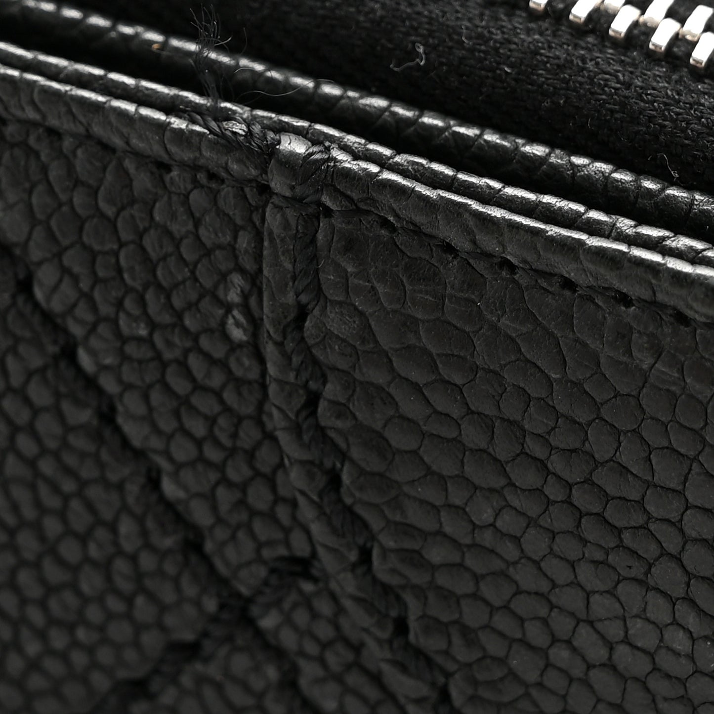 Caviar Quilted Stitched Outdoor Ligne Wallet Black