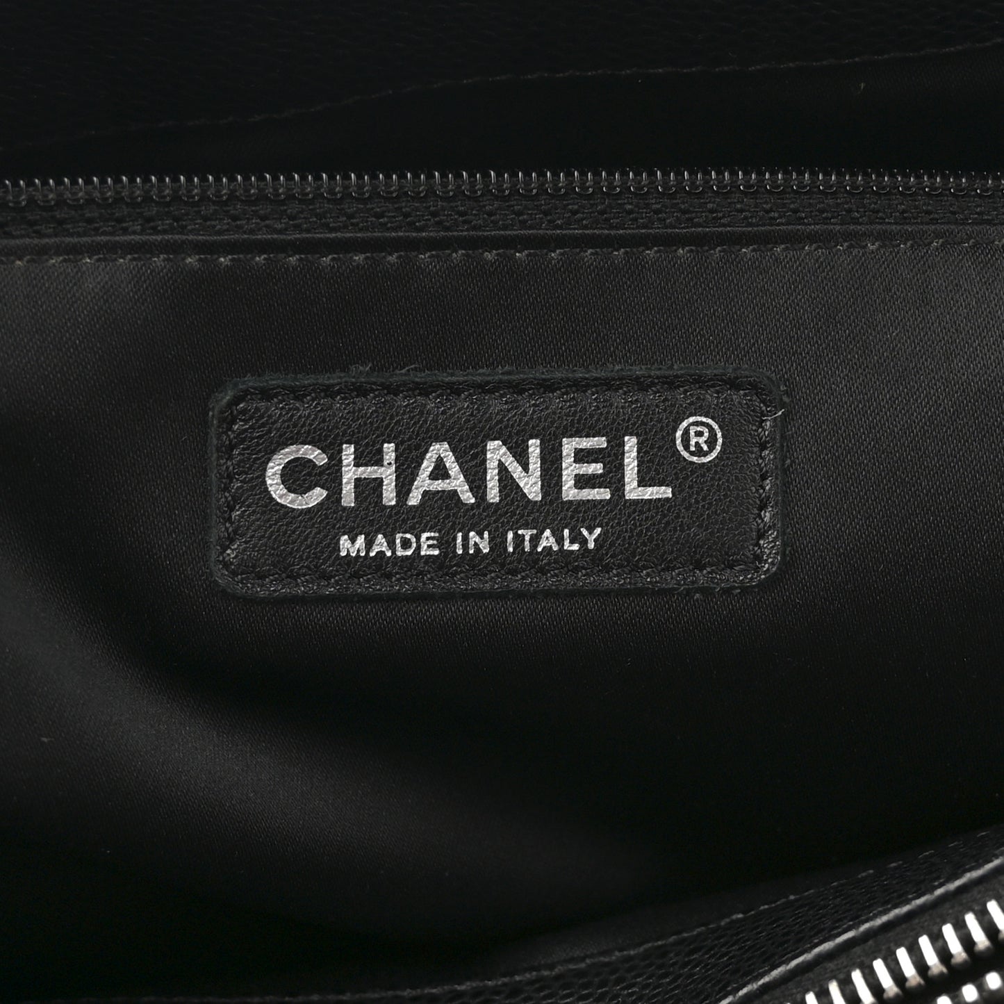 Caviar Quilted XL Grand Shopping Tote GST Black