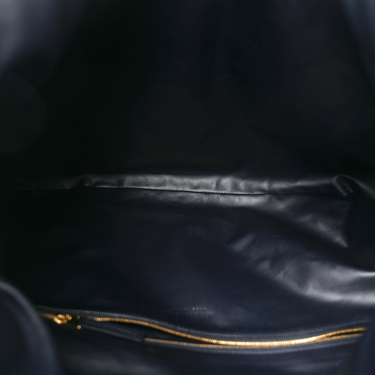 Calfskin Intrecciato Large Hop Space