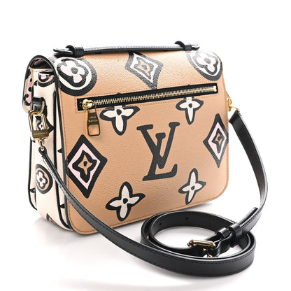 Louis Vuitton Monogram Giant Wild At Heart Pochette Metis Arizona 3 of 10
