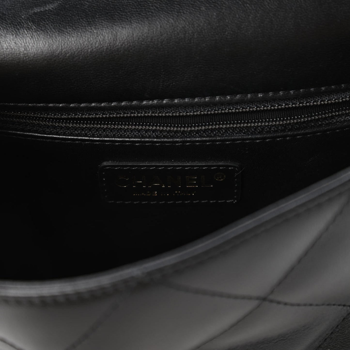 Lambskin Quilted Small Easy Carry Flap Black