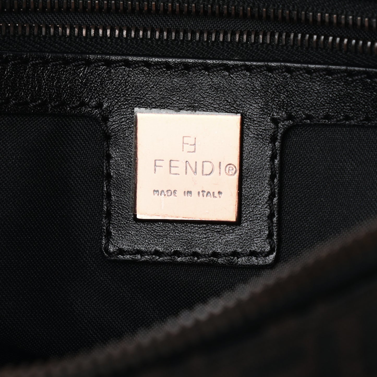 Zucca Buckle Shoulder Bag Tobacco