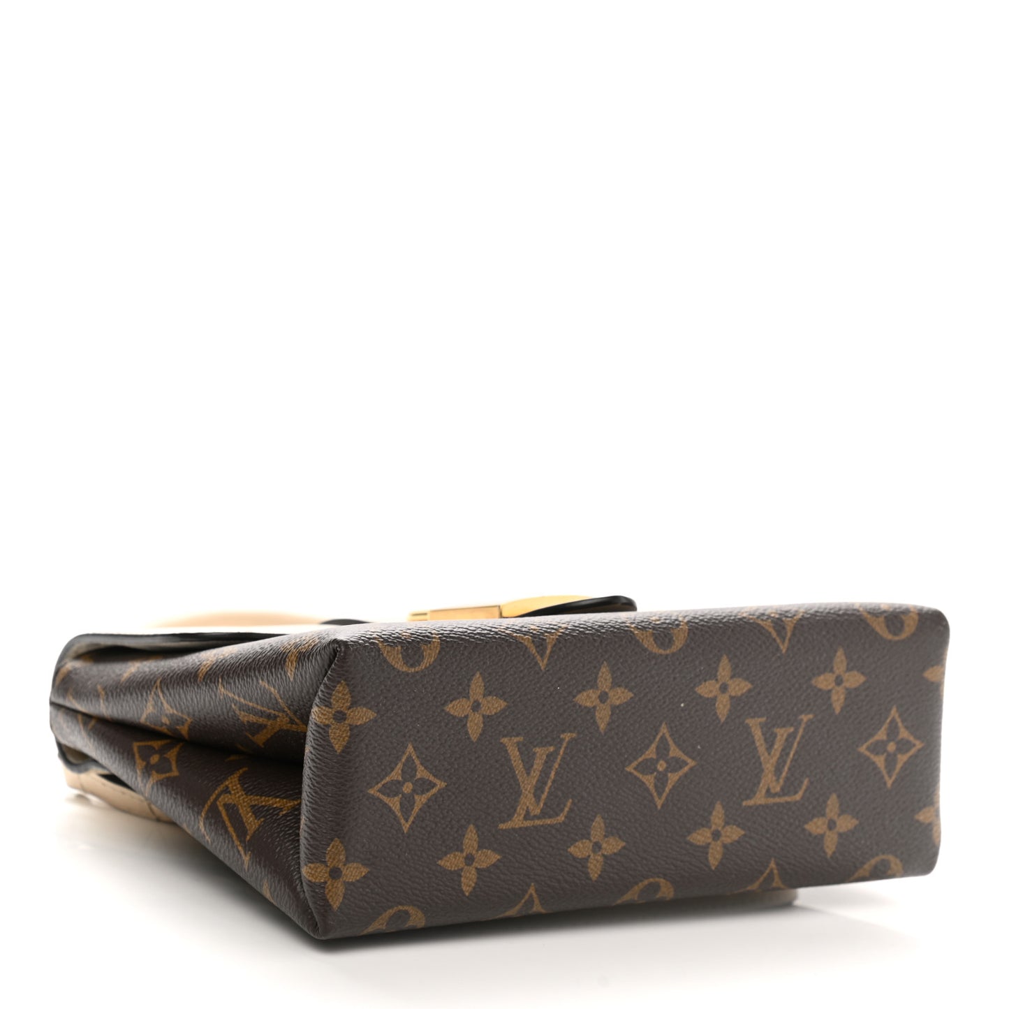 Monogram Locky BB Creme