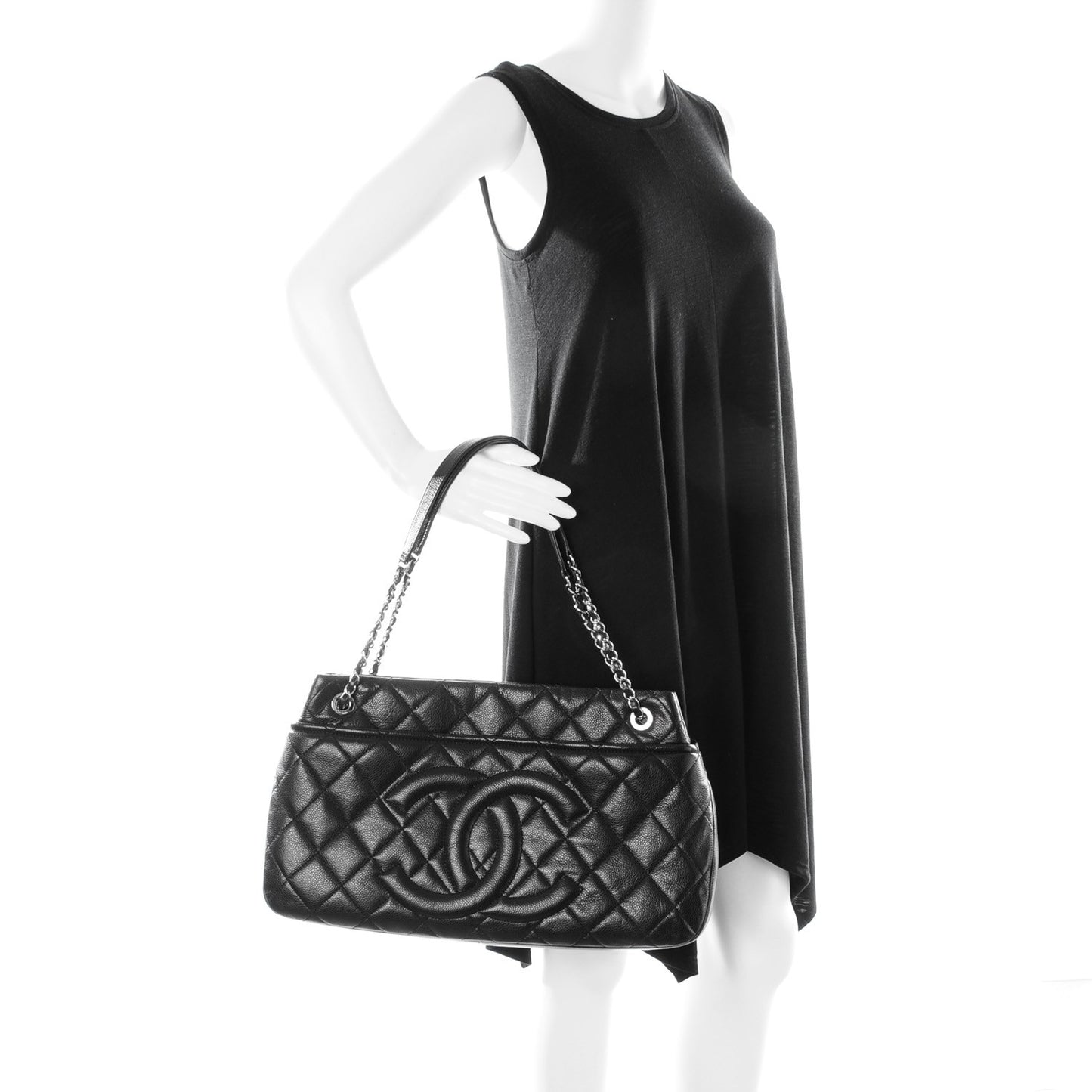 Caviar Quilted CC Timeless Soft Tote Black