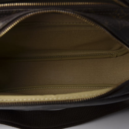 Louis Vuitton Monogram Reporter PM 7 of 10