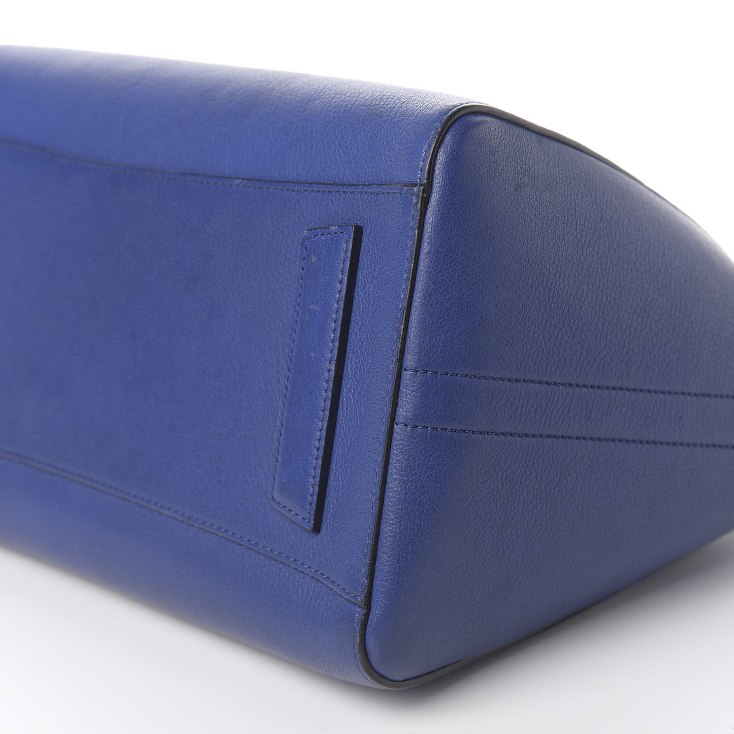 Sugar Goatskin Medium Antigona Bright Blue