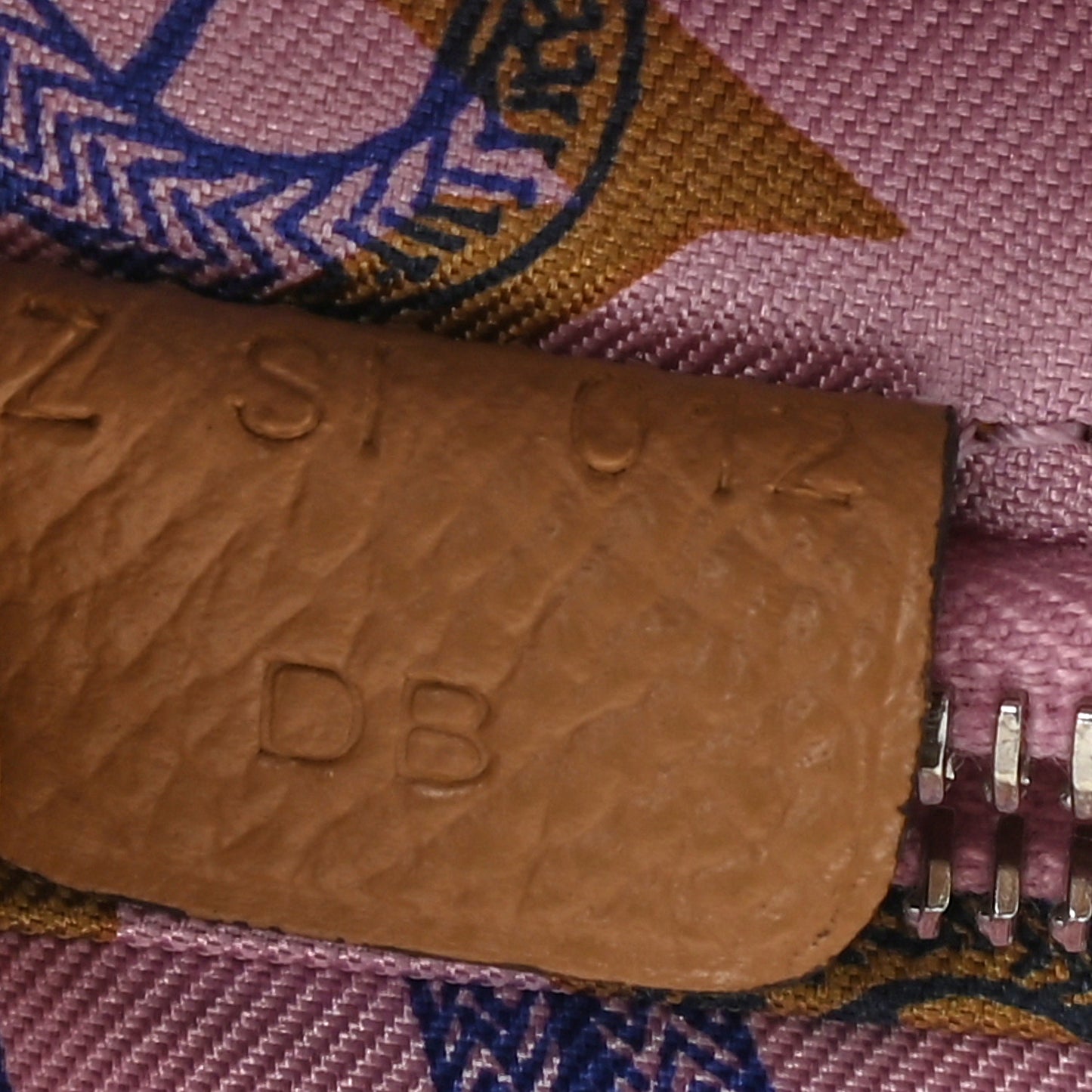 Epsom Silk'in Compact Wallet Chai